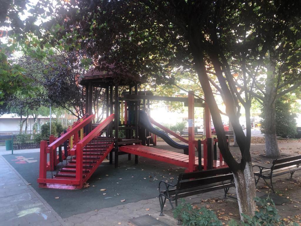 Family Retreat Politehnica Park Leilighet Bucureşti Eksteriør bilde